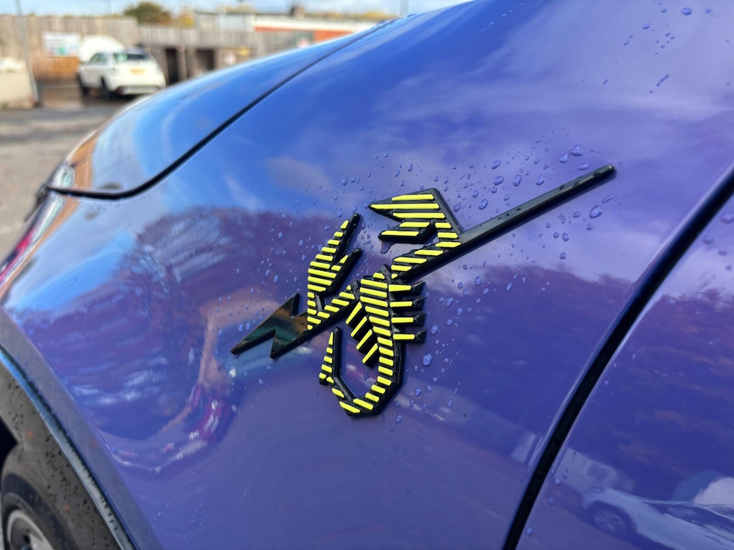 Used Abarth 600e 2025 for sale - 76434934: Photo 39