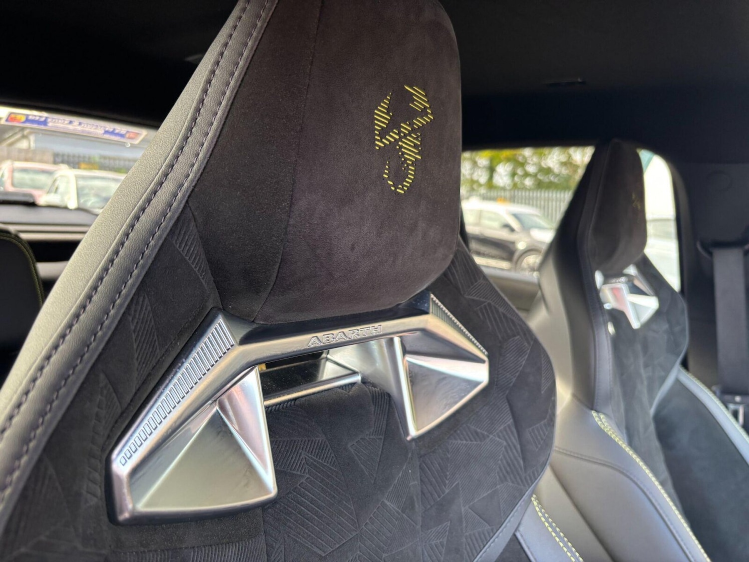 Used Abarth 600e 2025 for sale - 76434934: Photo 43