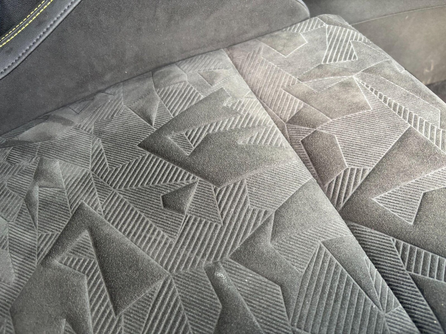 Used Abarth 600e 2025 for sale - 76434934: Photo 44