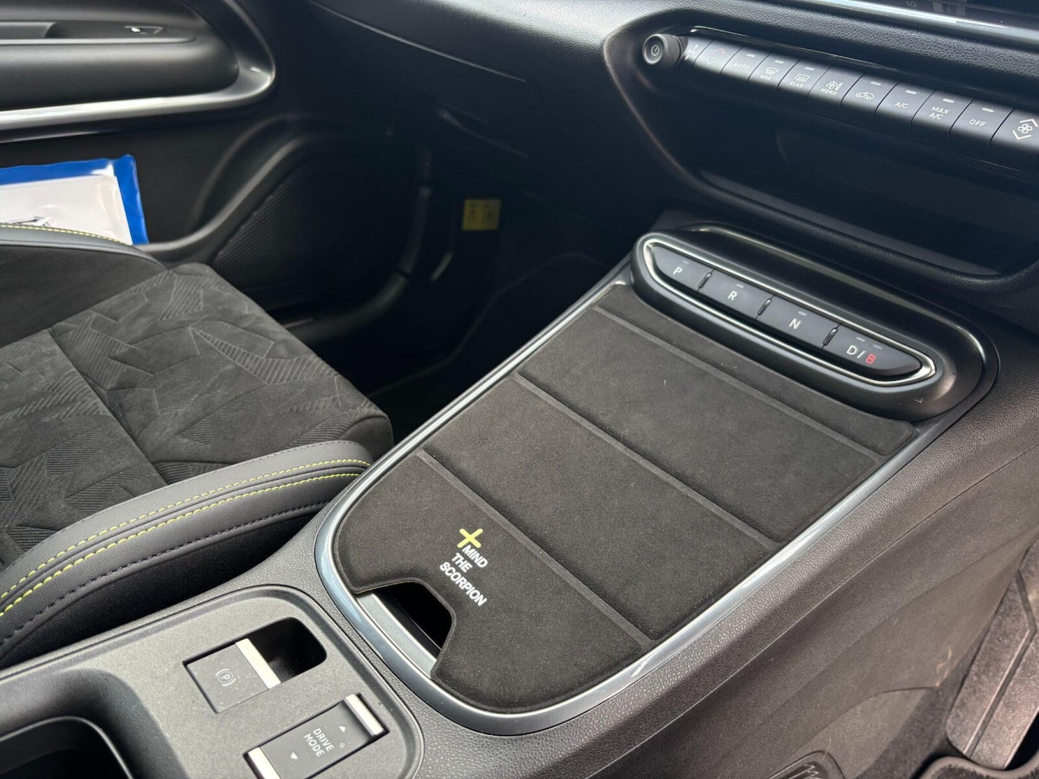 Used Abarth 600e 2025 for sale - 76434934: Photo 45