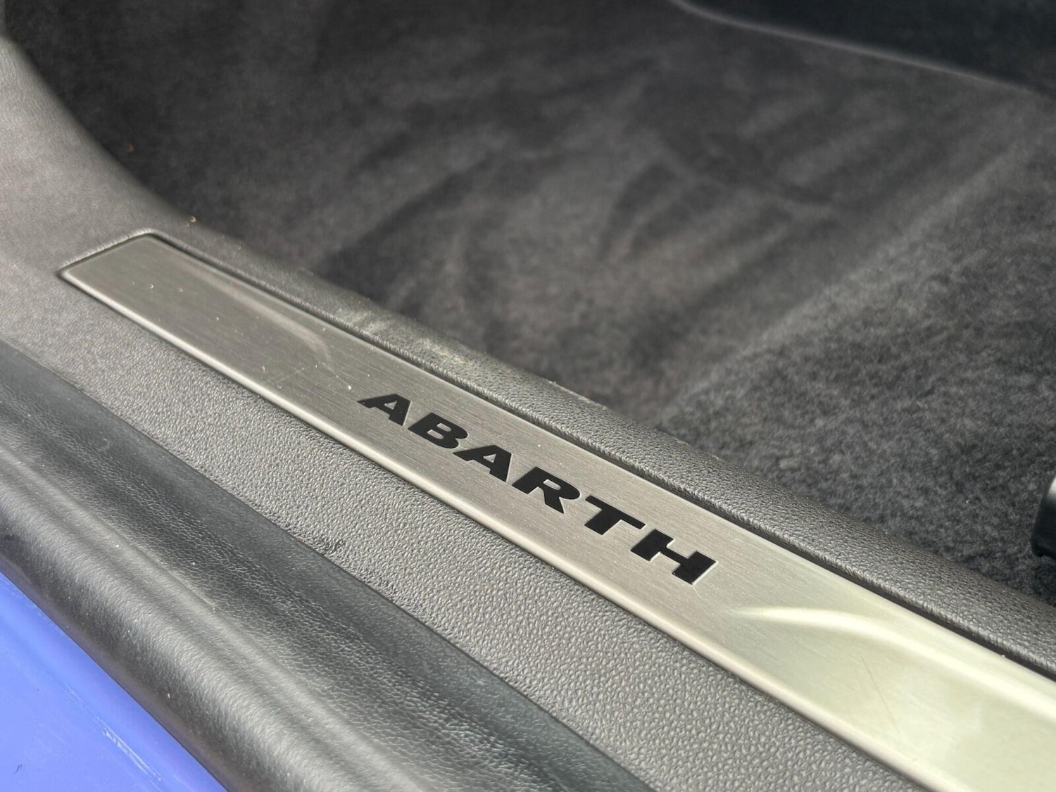 Used Abarth 600e 2025 for sale - 76434934: Photo 52