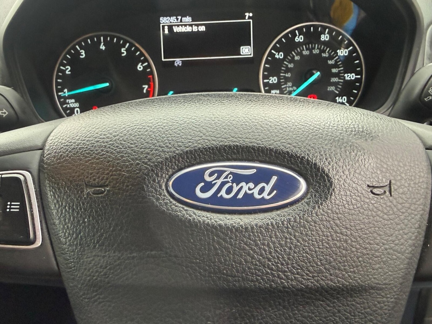 Used Ford Ecosport 2018 for sale - 77570093: Photo 25