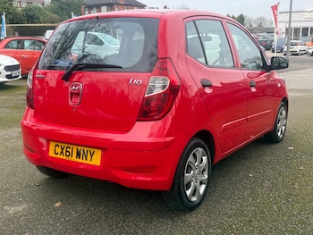 Used Hyundai i10 2011 for sale - 77581379: Photo