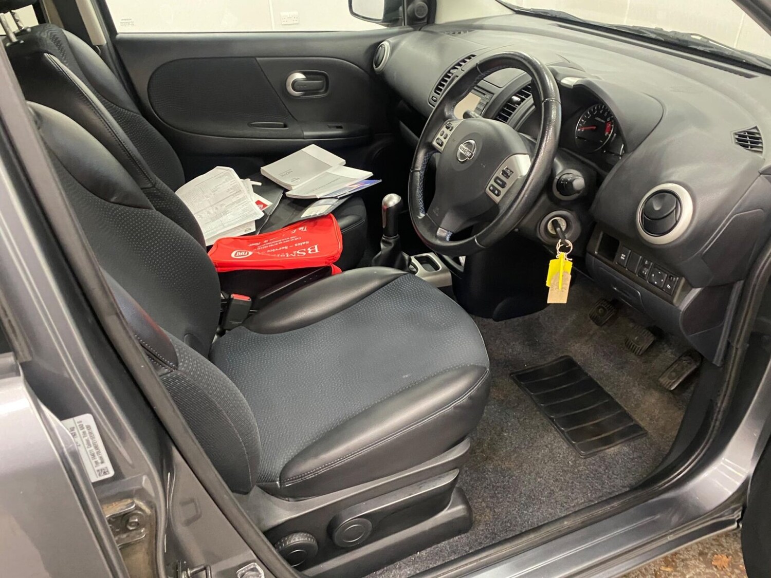 2012 Nissan Note 1.4 16V n-tec+ Euro 5 5dr MPV Petrol Manual - Picture 14 of 24