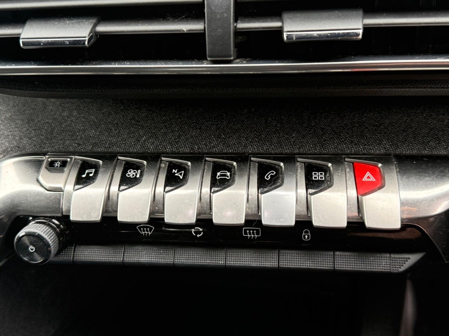 Used Peugeot 3008 2017 for sale - 78022343: Photo 24