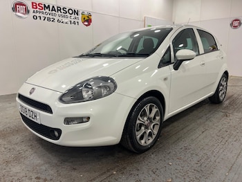 Used Fiat Punto 2018 for sale - 78476104: Photo
