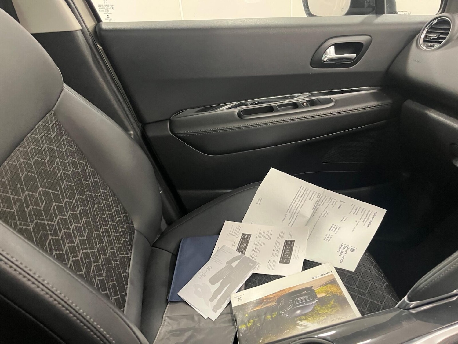 Used Peugeot 3008 2016 for sale - 77504269: Photo 15