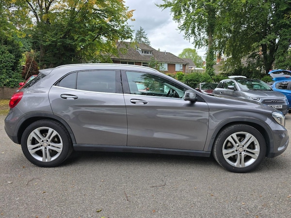 Used Mercedes-Benz GLA 2014 for sale - 76092035: Photo 2
