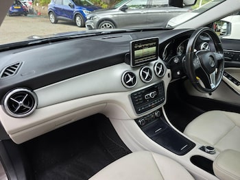 Used Mercedes-Benz GLA 2014 for sale - 76092035: Photo 3