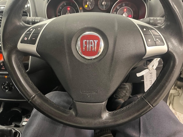 Used Fiat Punto 2013 for sale - 75391970: Photo 10