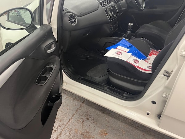 Used Fiat Punto 2013 for sale - 75391970: Photo 18