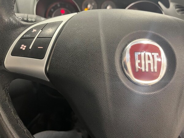 Used Fiat Punto 2013 for sale - 75391970: Photo 44