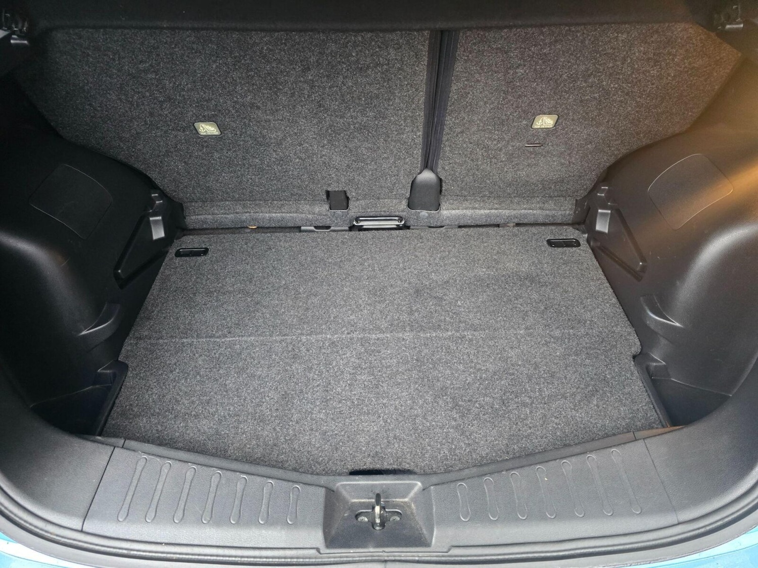 Used Nissan Note 2013 for sale - 76826569: Photo 37