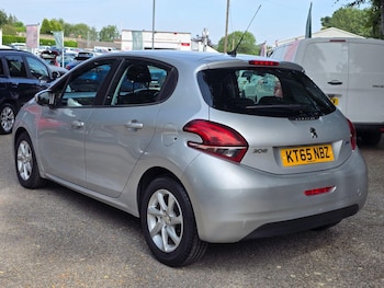 Used Peugeot 208 2016 for sale - 79202843: Photo