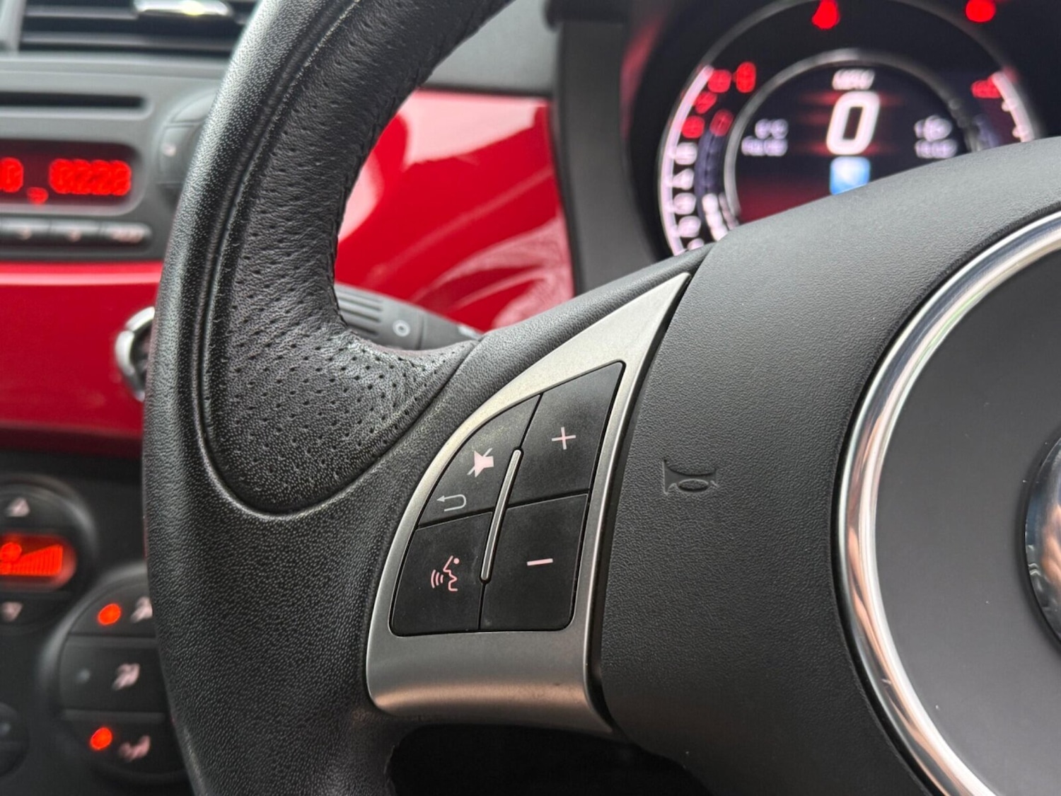 Used Abarth 500 2016 for sale - 77476526: Photo 31