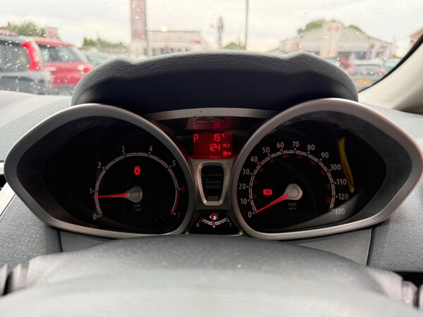 Used Ford Fiesta 2009 for sale - 75672073: Photo 33