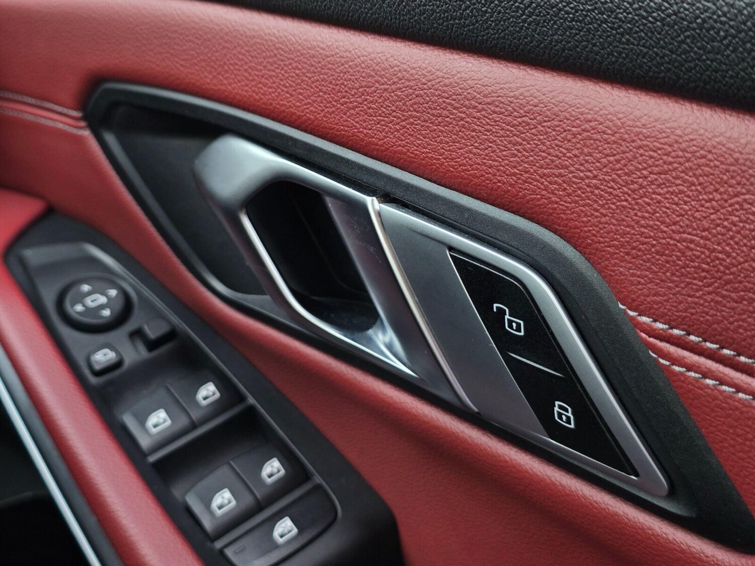 Used BMW 3 Series 2022 for sale - 77959952: Photo 32