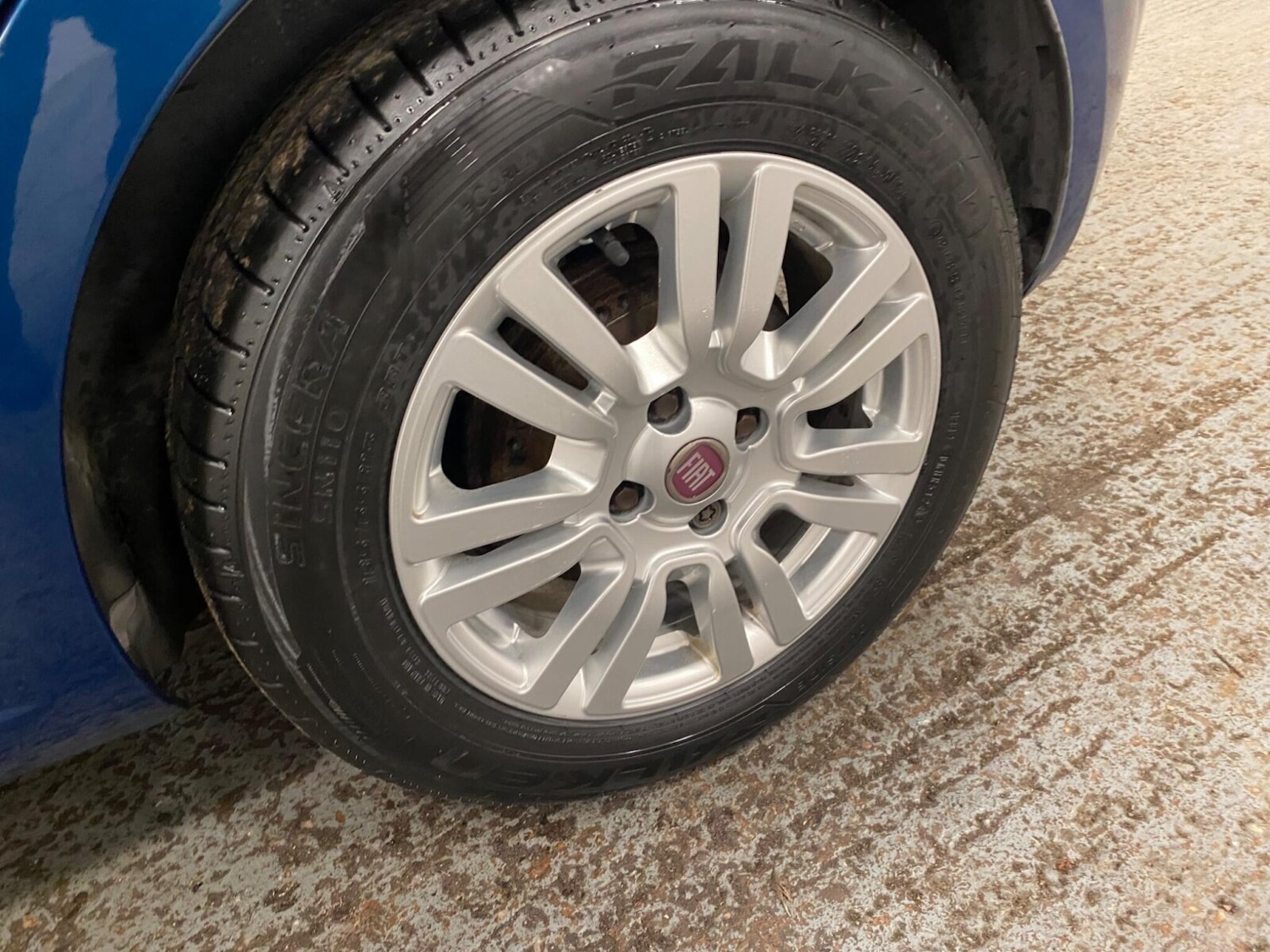 Used Fiat Punto 2012 for sale - 77975560: Photo 27