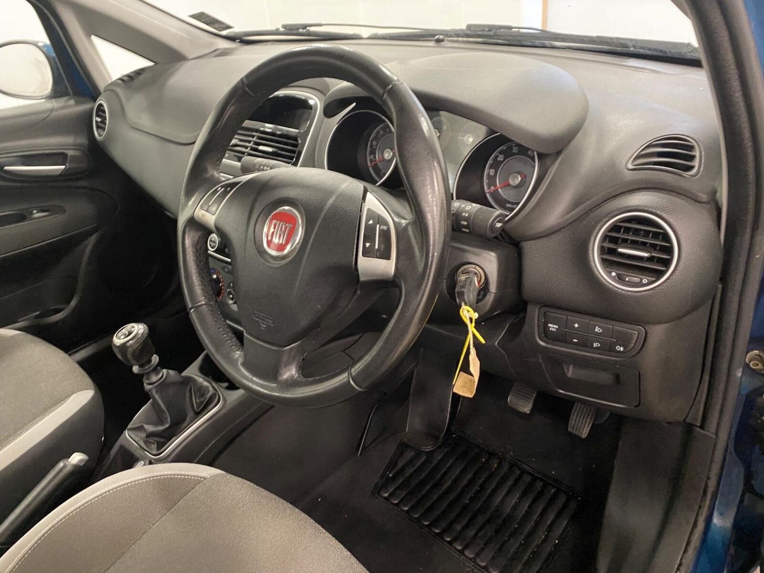 Used Fiat Punto 2012 for sale - 77975560: Photo 6