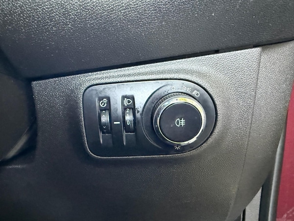 Used Vauxhall ADAM 2015 for sale - 76092101: Photo 30