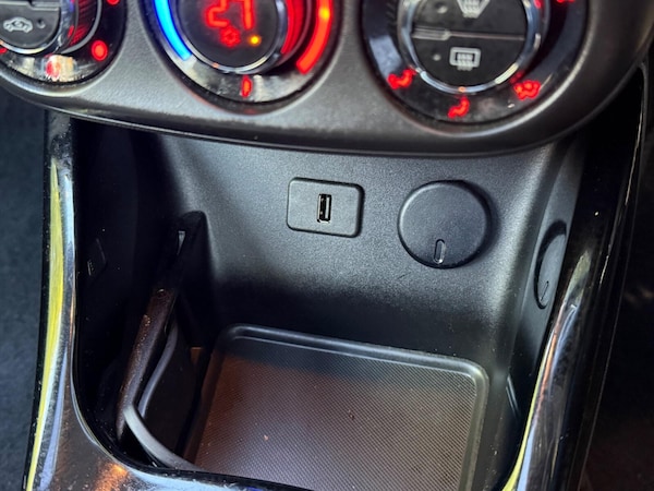 Used Vauxhall ADAM 2015 for sale - 76092101: Photo 36