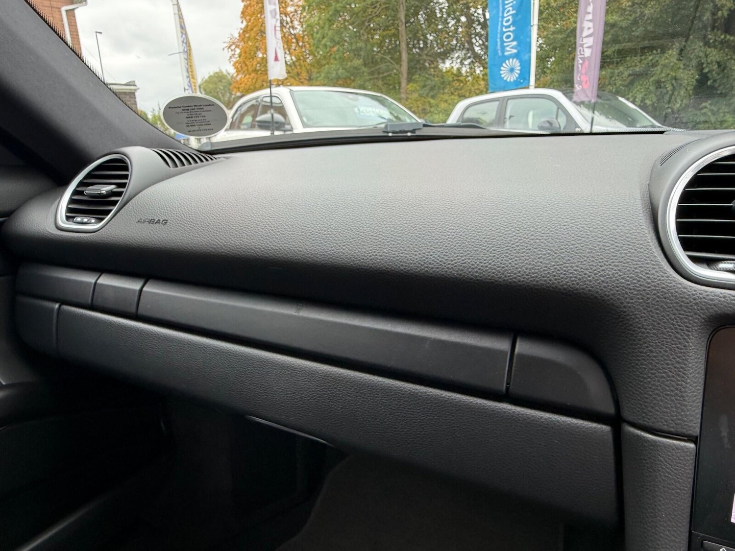 Used Porsche Other 2018 for sale - 76180133: Photo 31