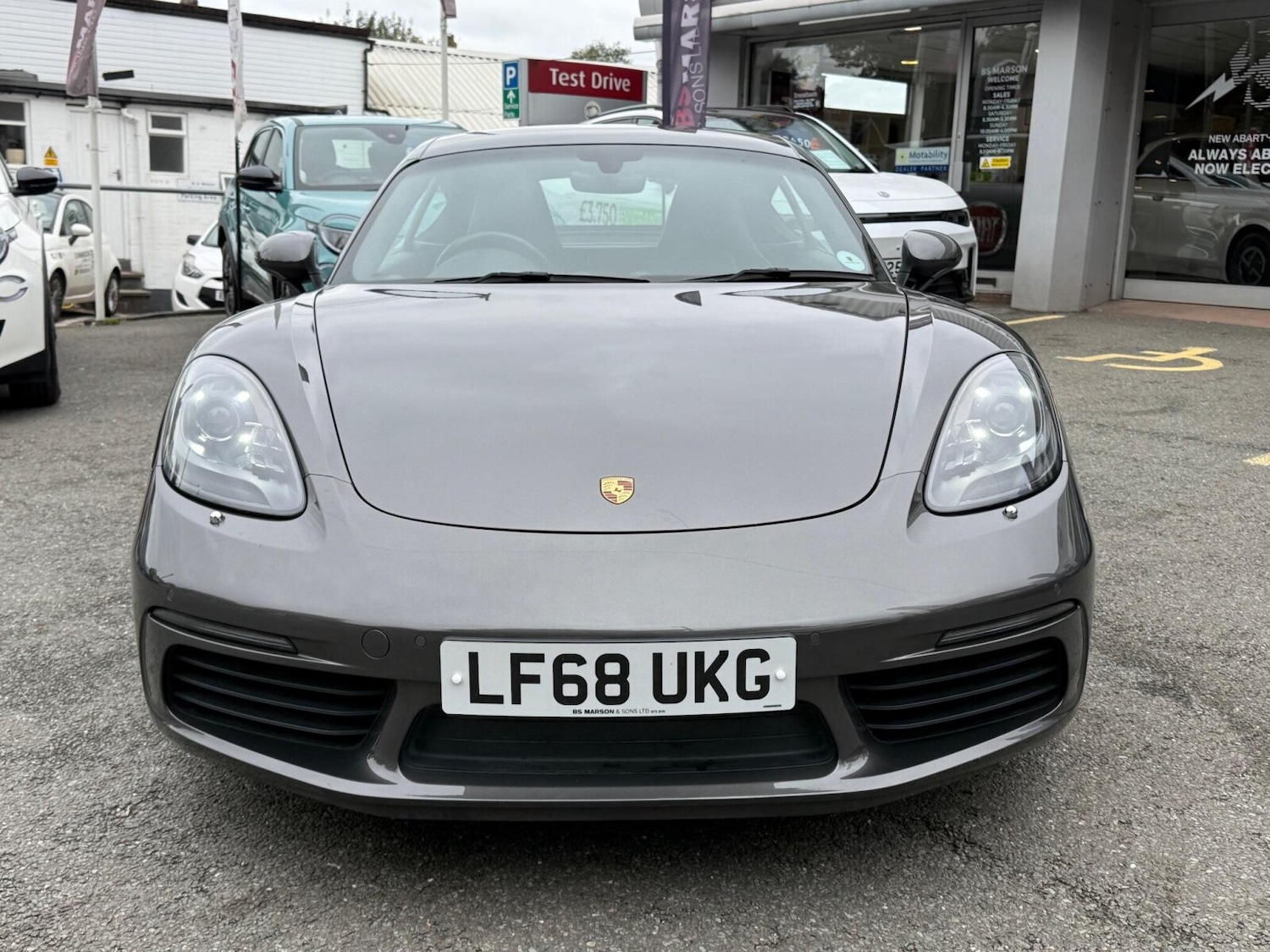 Used Porsche Other 2018 for sale - 76180133: Photo 8