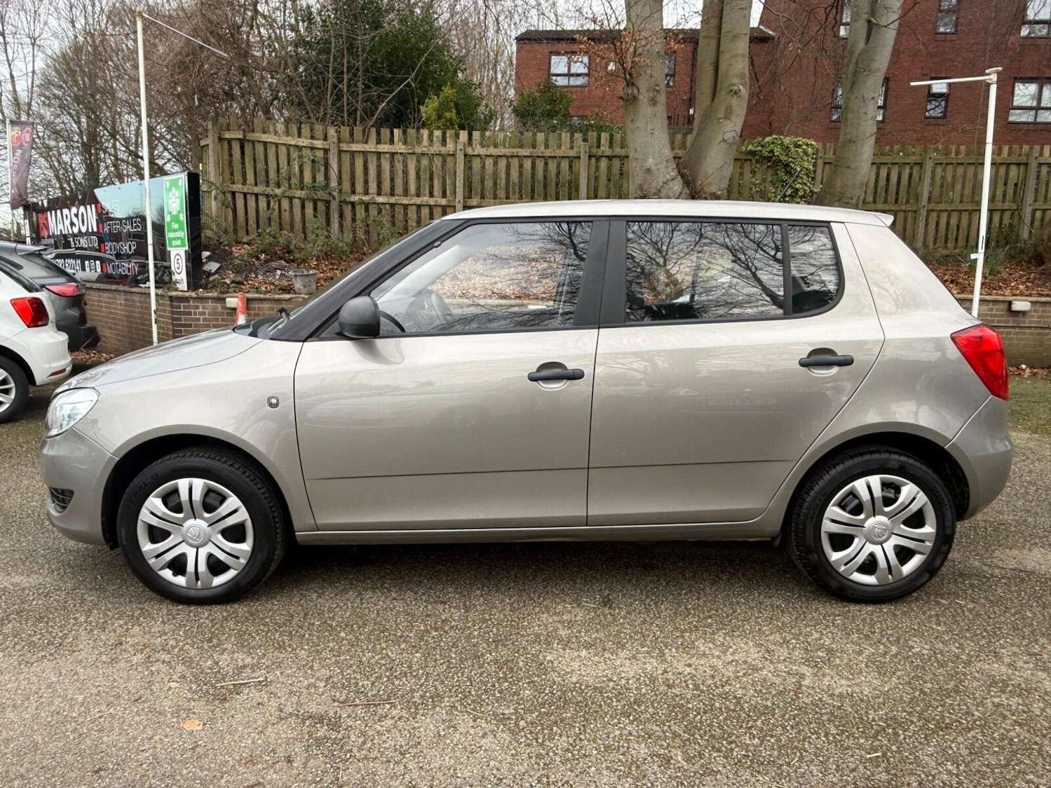 Used Skoda Fabia 2013 for sale - 77745880: Photo 8