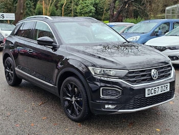 Used Volkswagen T-Roc 2018 for sale - 76780339: Photo