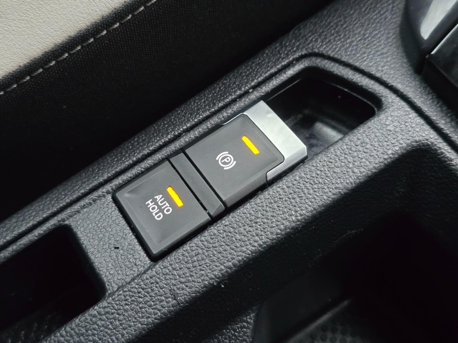 Used Volkswagen T-Roc 2018 for sale - 76780339: Photo 29