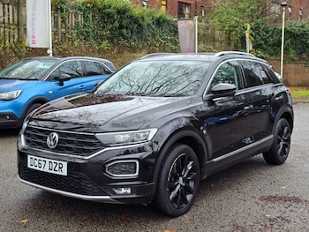Used Volkswagen T-Roc 2018 for sale - 76780339: Photo
