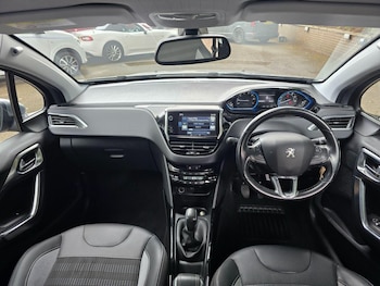 Used Peugeot 2008 2016 for sale - 75391804: Photo