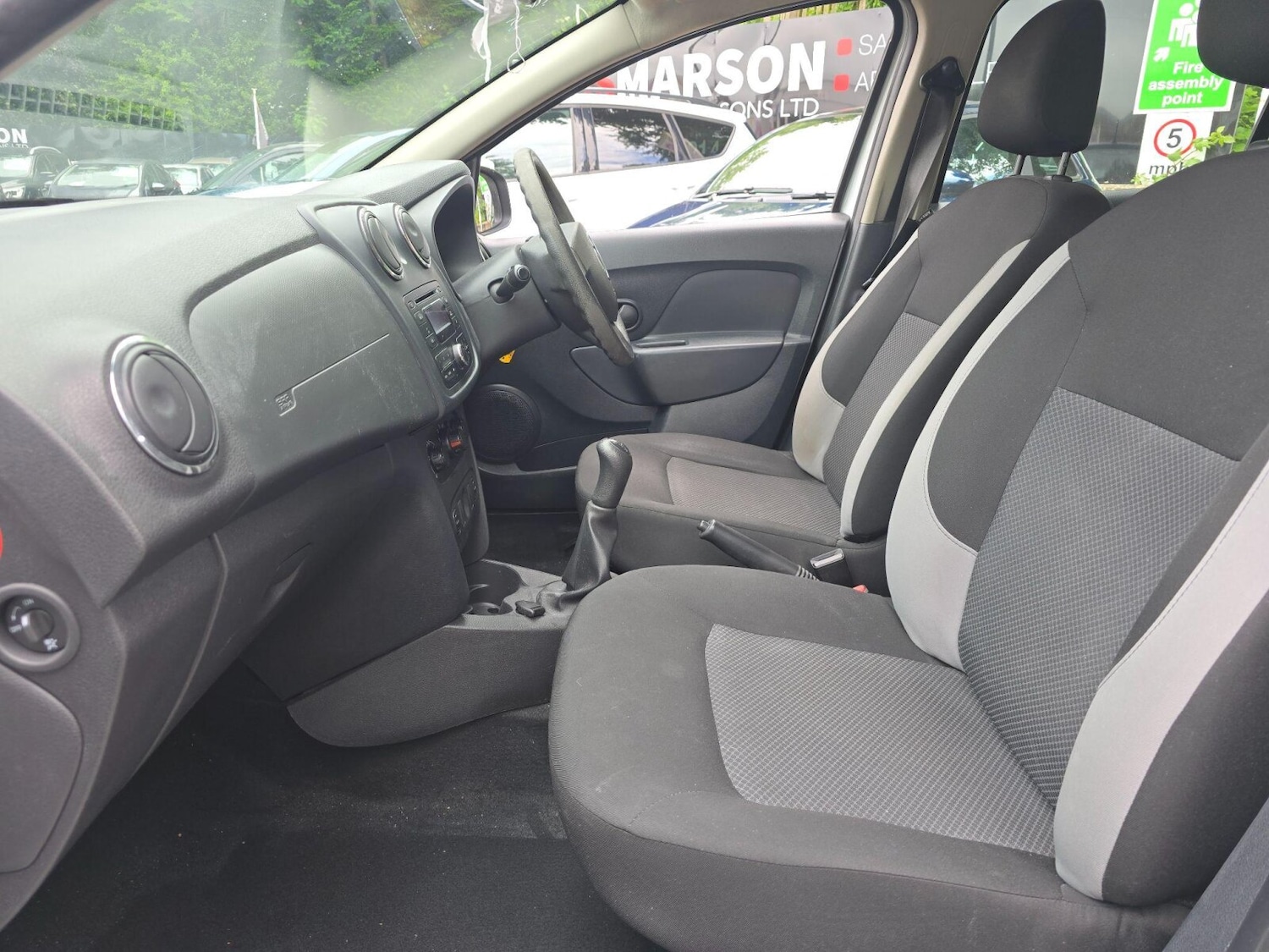 Used Dacia Sandero 2016 for sale - 76375516: Photo 32