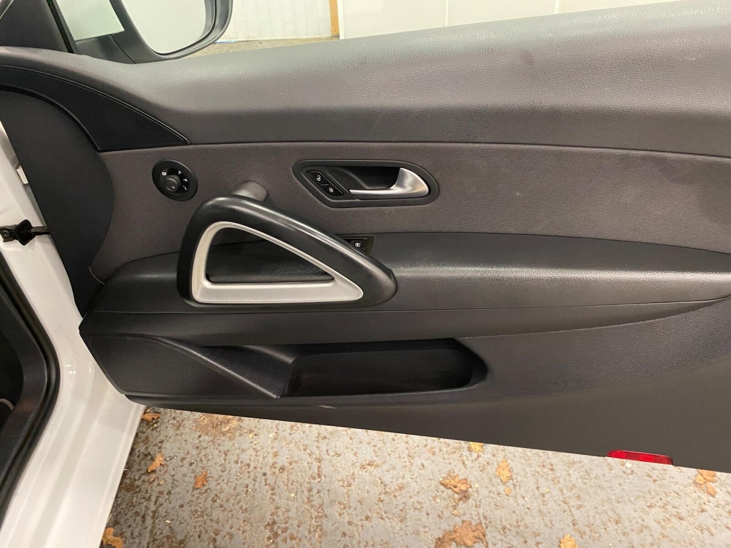 Used Volkswagen Scirocco 2014 for sale - 77893967: Photo 18