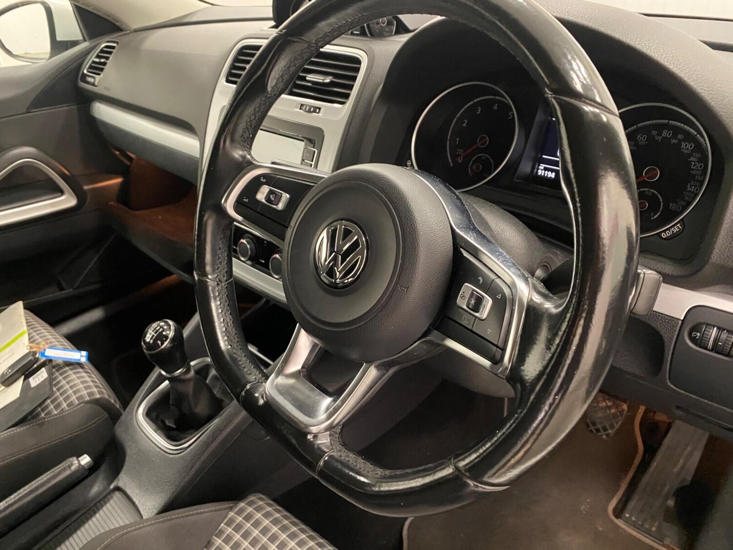 Used Volkswagen Scirocco 2014 for sale - 77893967: Photo 43