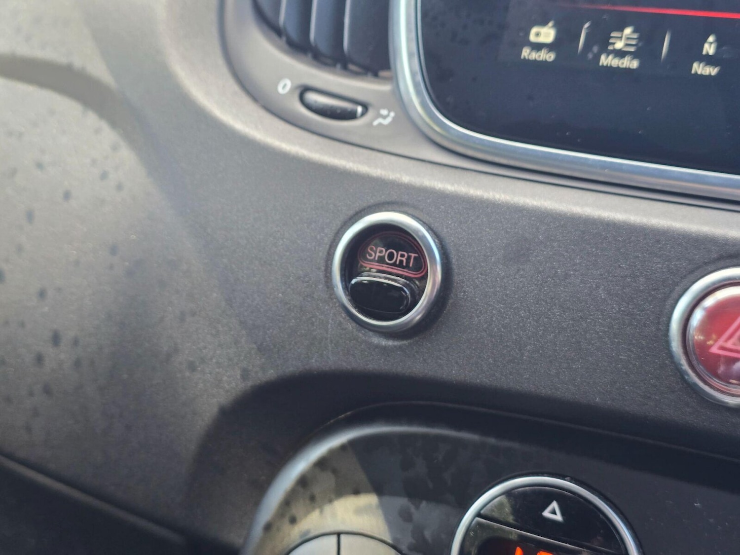 Used Abarth 500 2016 for sale - 75751361: Photo 27