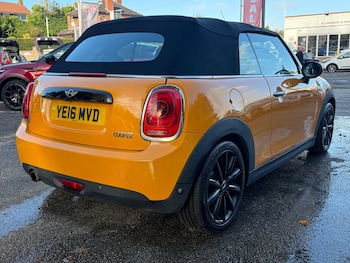 Used MINI Convertible 2016 for sale - 76434786: Photo