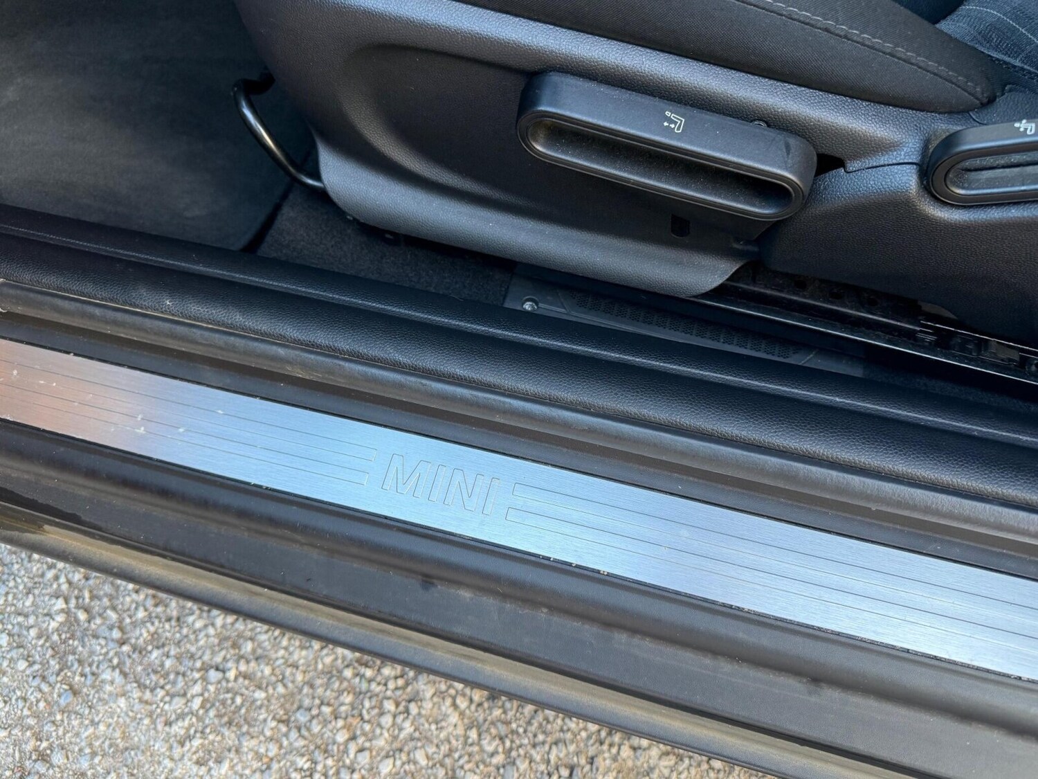 Used MINI Convertible 2016 for sale - 76434786: Photo 48