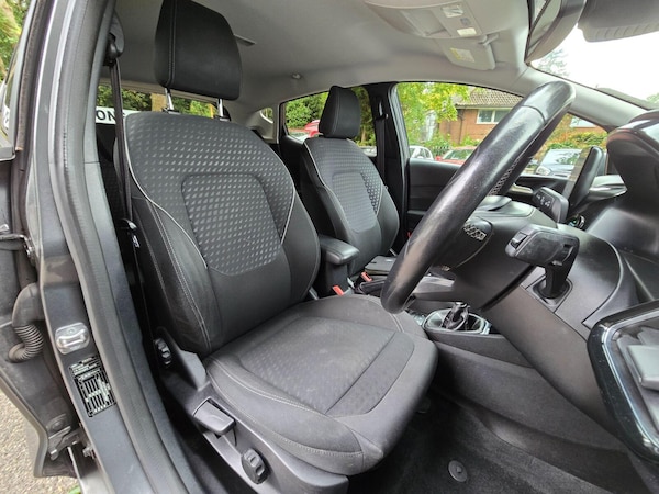 Used Ford Fiesta 2017 for sale - 76092045: Photo 19