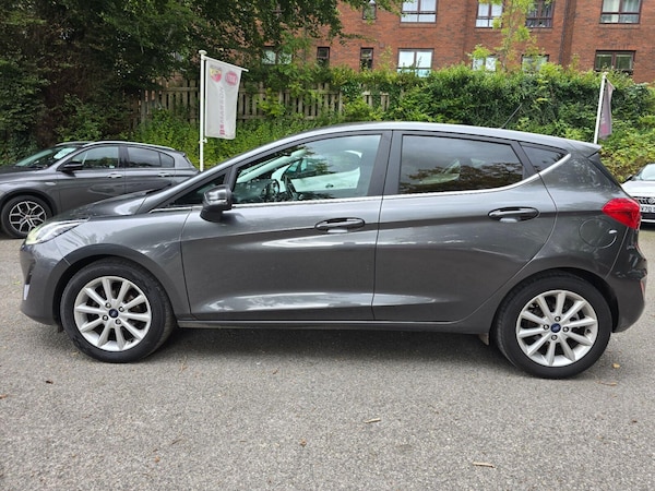 Used Ford Fiesta 2017 for sale - 76092045: Photo 6