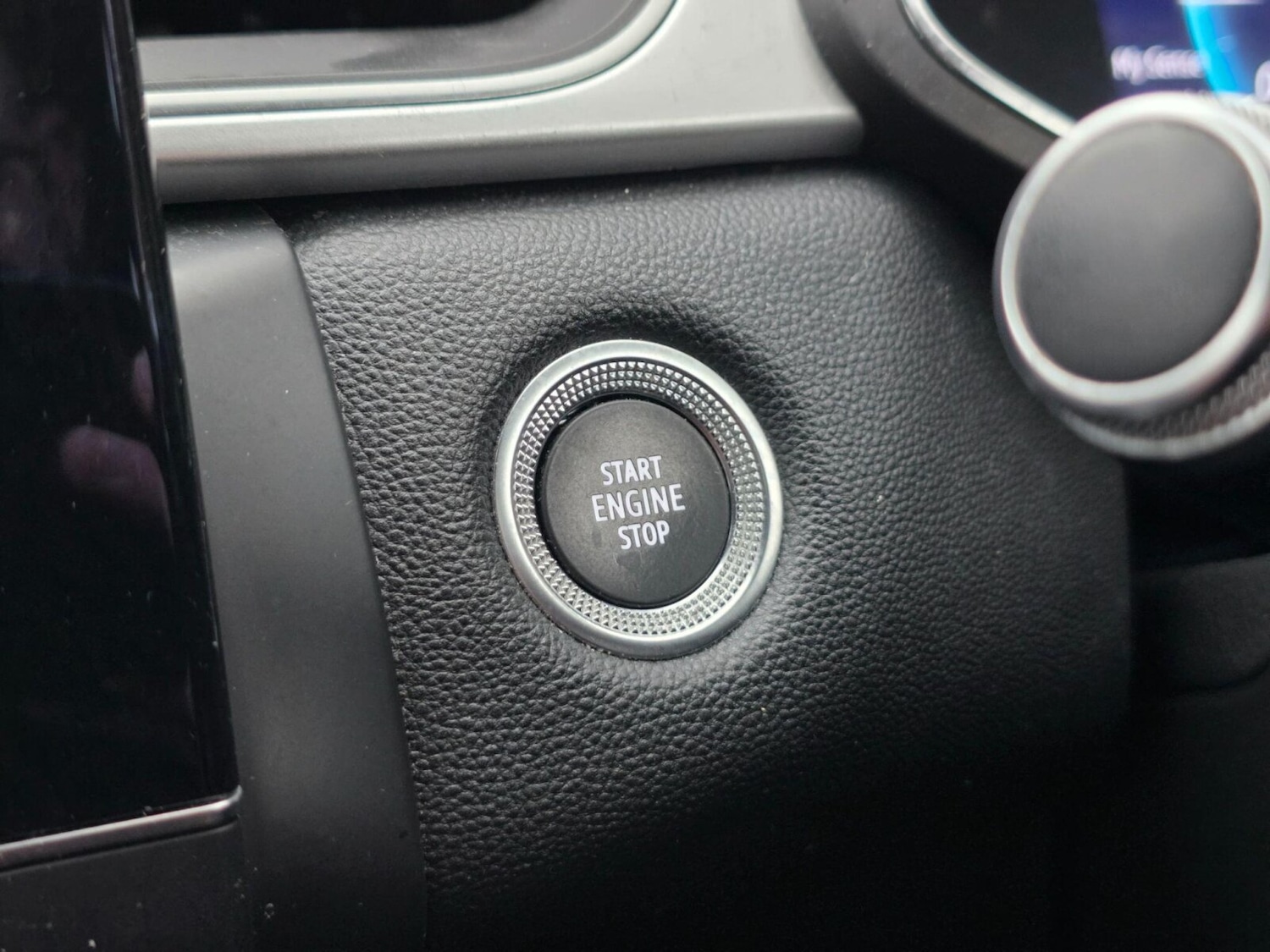 Used Renault Captur 2021 for sale - 77300432: Photo 30