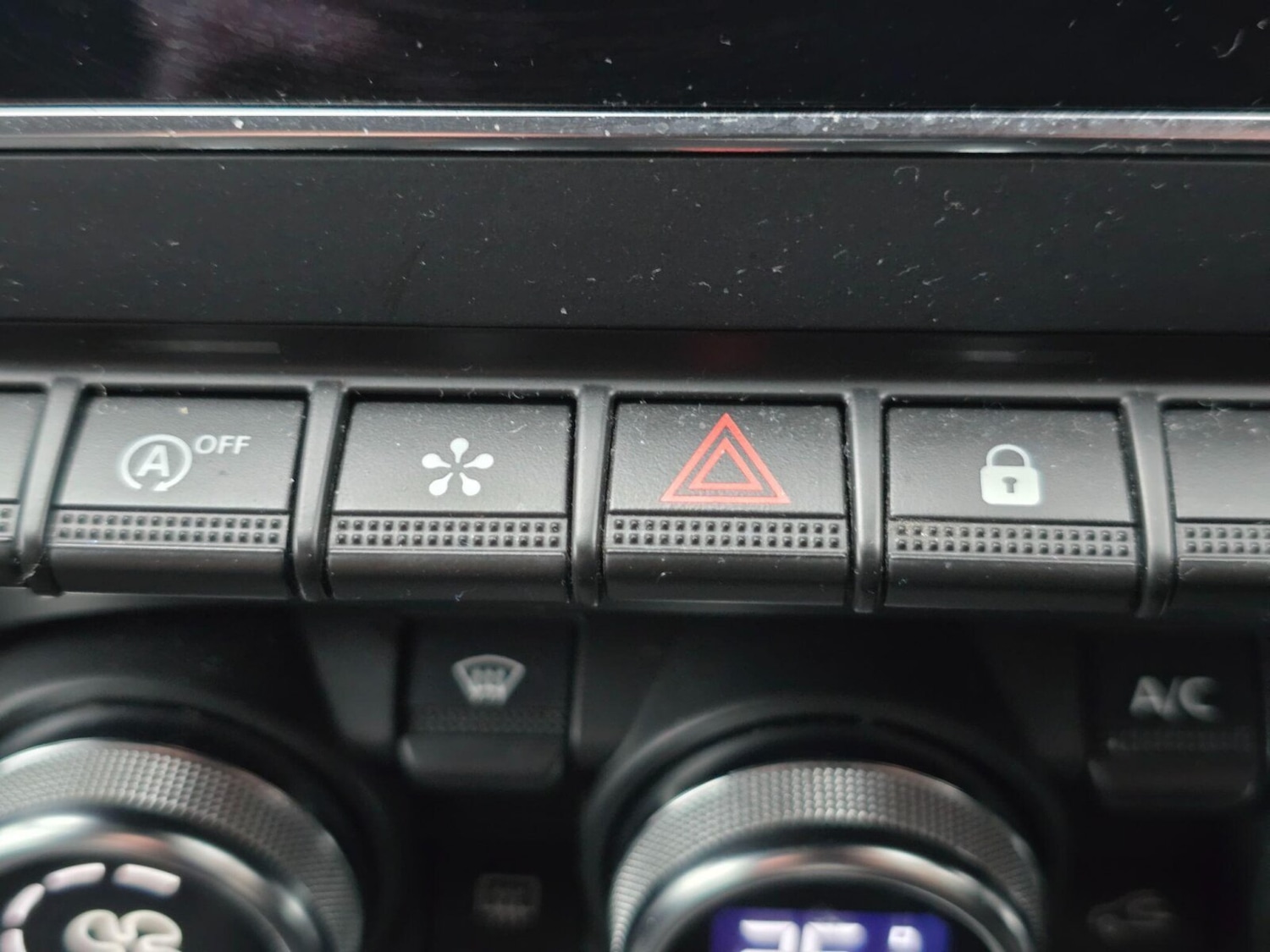 Used Renault Captur 2021 for sale - 77300432: Photo 31