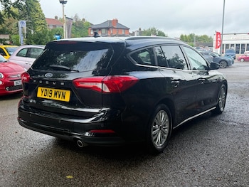 Used Ford Focus 2019 for sale - 75980132: Photo
