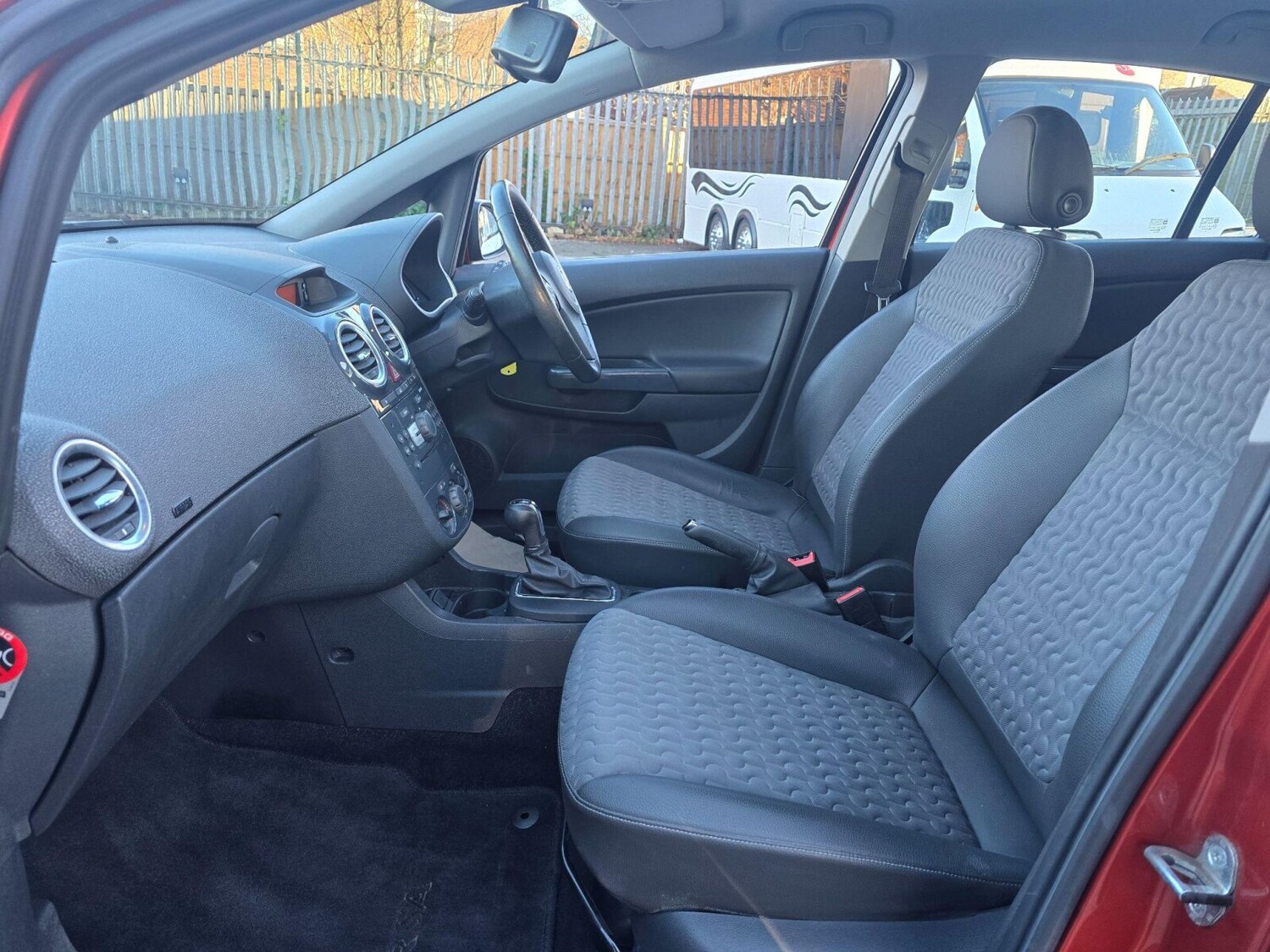 Used Vauxhall Corsa 2012 for sale - 77105849: Photo 37