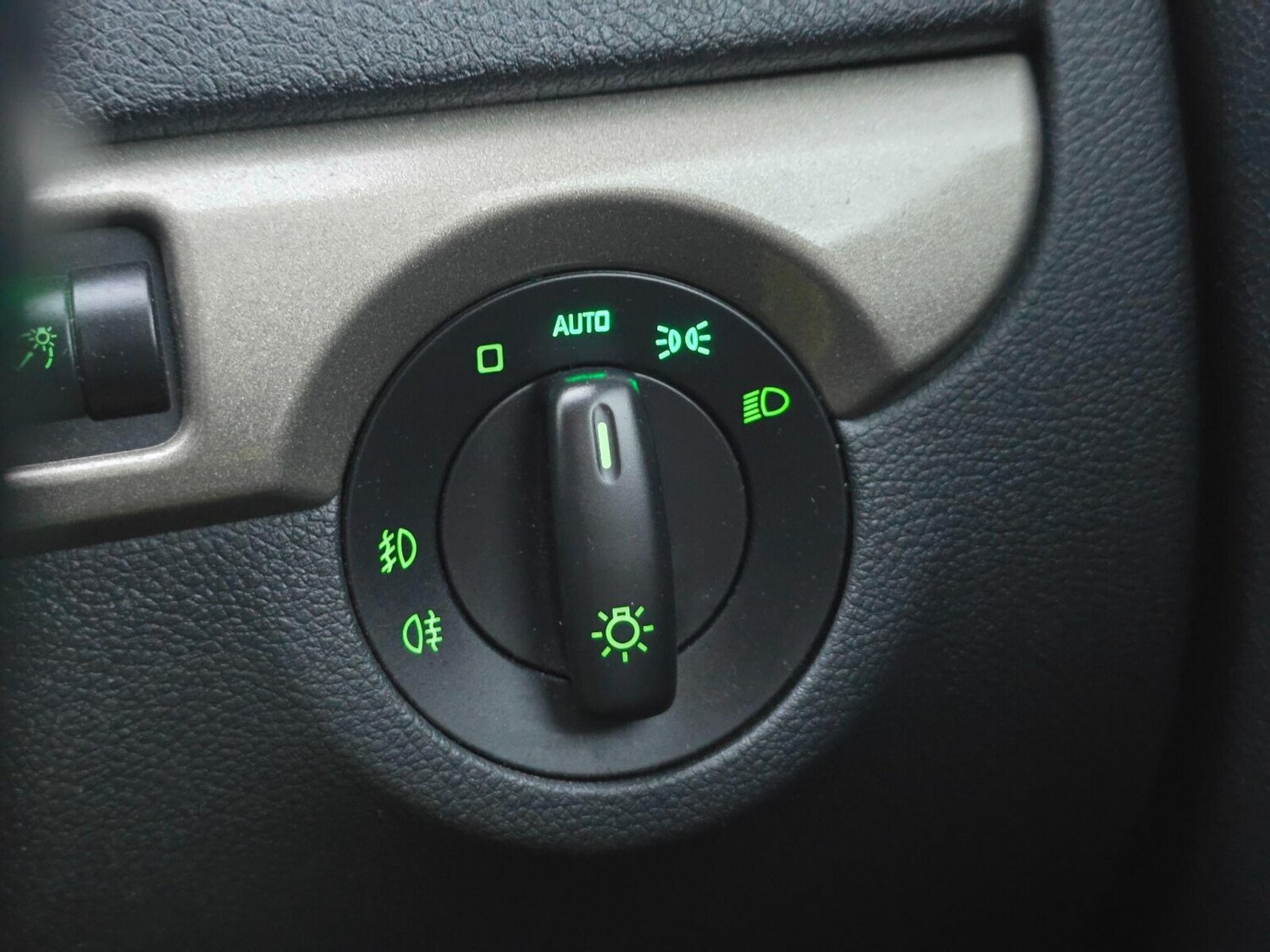 Used Skoda Yeti 2015 for sale - 77897154: Photo 23