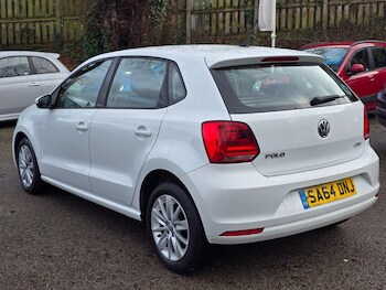 Used Volkswagen Polo 2014 for sale - 77316010: Photo