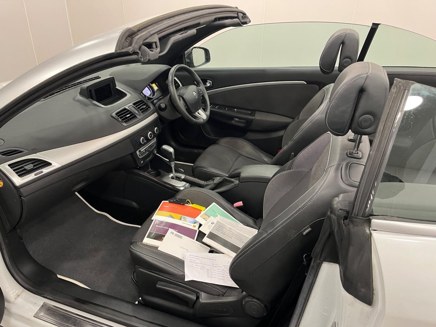 Used Renault Megane 2011 for sale - 77778402: Photo 30