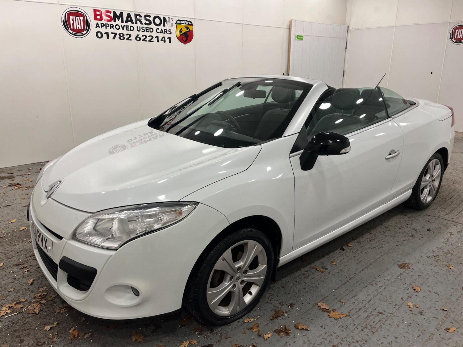 Used Renault Megane 2011 for sale - 77778402: Photo 7