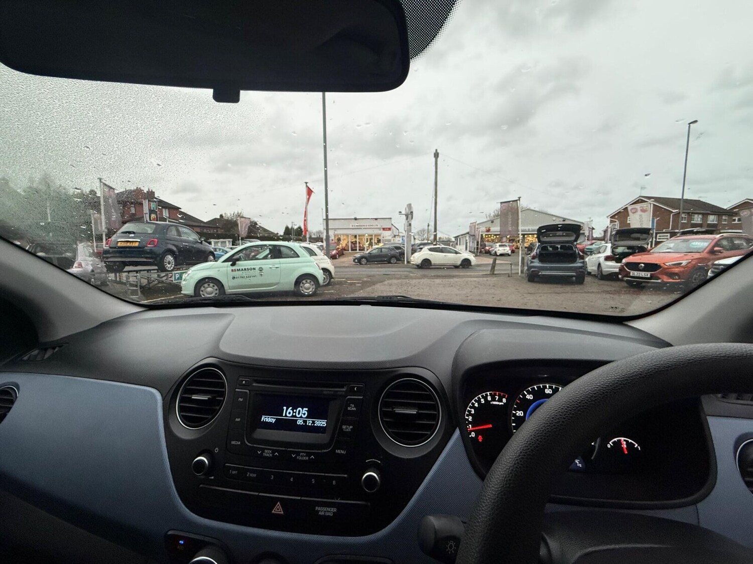 Used Hyundai i10 2015 for sale - 76847085: Photo 27