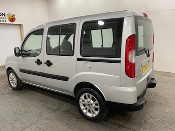 Used Fiat Doblo 2010 for sale - 77903336: Photo